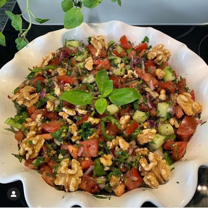 Gavurdağı Salatası - Servis